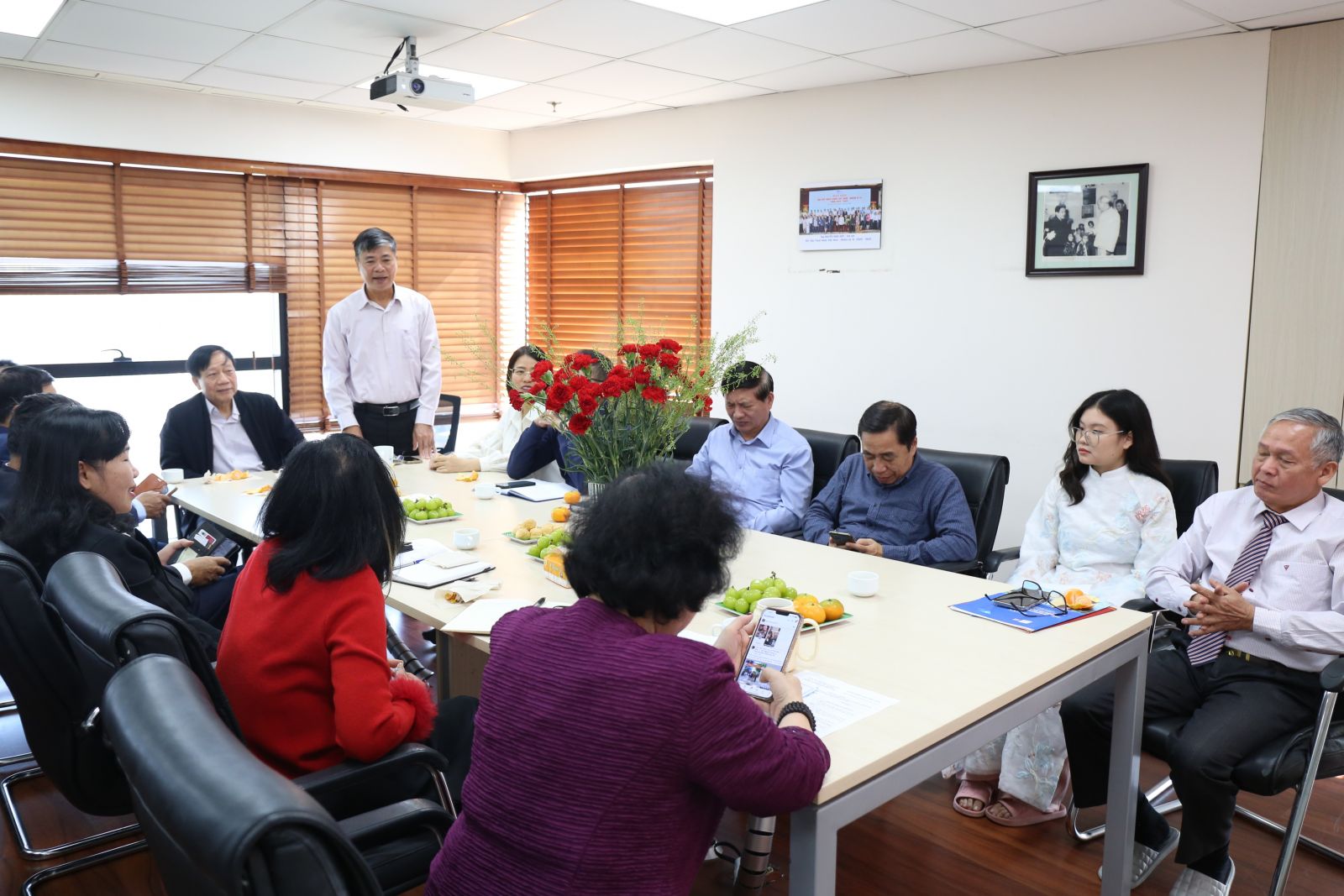 Văn phòng Hội Cấp thoát nước Việt Nam tổ chức quyên góp ủng hộ các đơn vị ngành nước Miền Trung - Tây Nguyên