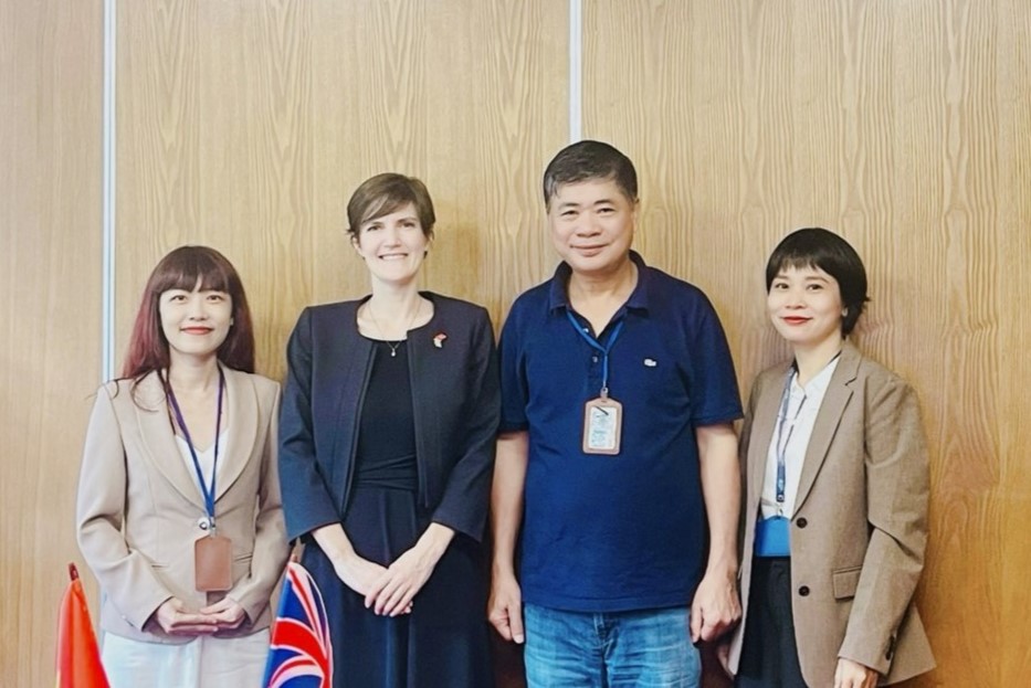 2907/Đoàn công tác VWSA thăm Tổng lãnh sự quán Anh tại TP. Hồ Chí Minh
