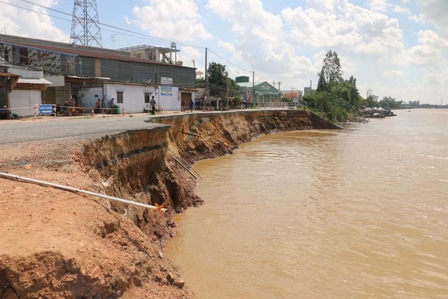 2688/Ngập lụt, nguy cơ cao sạt lở đất nhiều nơi ở miền Trung