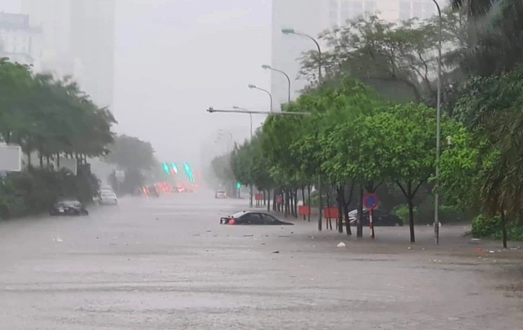 2460/Bài toán nước mưa ngập Hà Nội