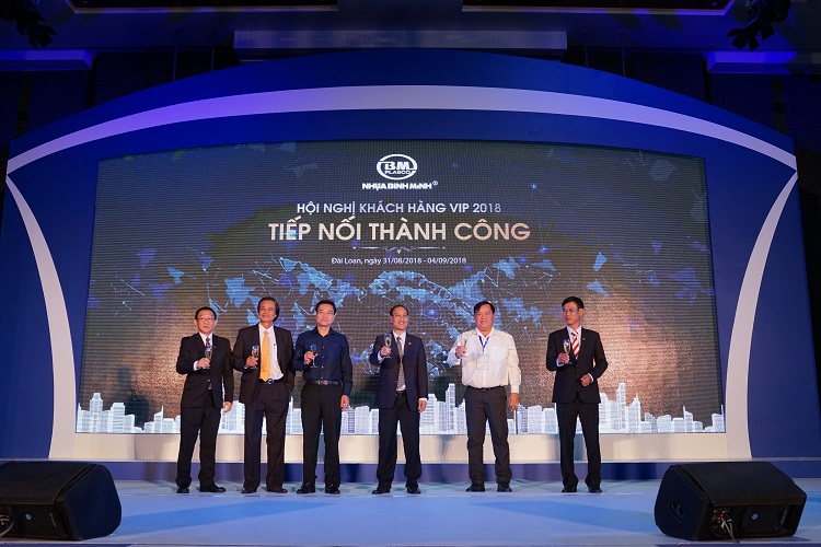 1373/Công ty Nhựa Bình Minh tổ chức Hội nghị khách hàng VIP 2018 tại Đài Loan