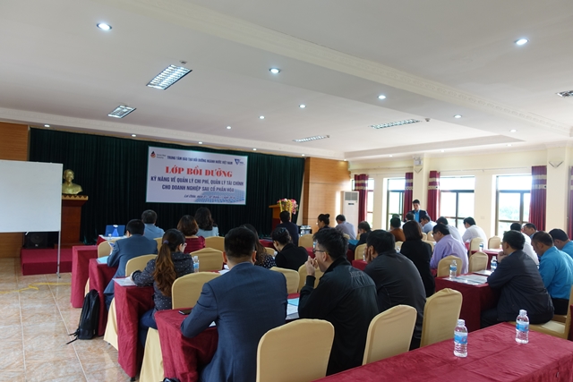 1464/Training Course on Cost and Finance management for companies after privatisation, Lai Chau 1-2 November 2018