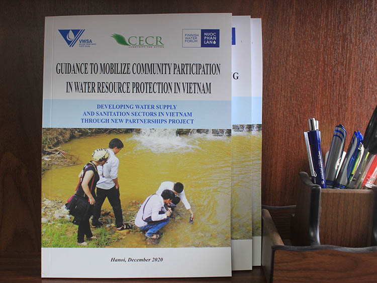 2249/Guidance to mobilize community participation in water resource protection in Vietnam