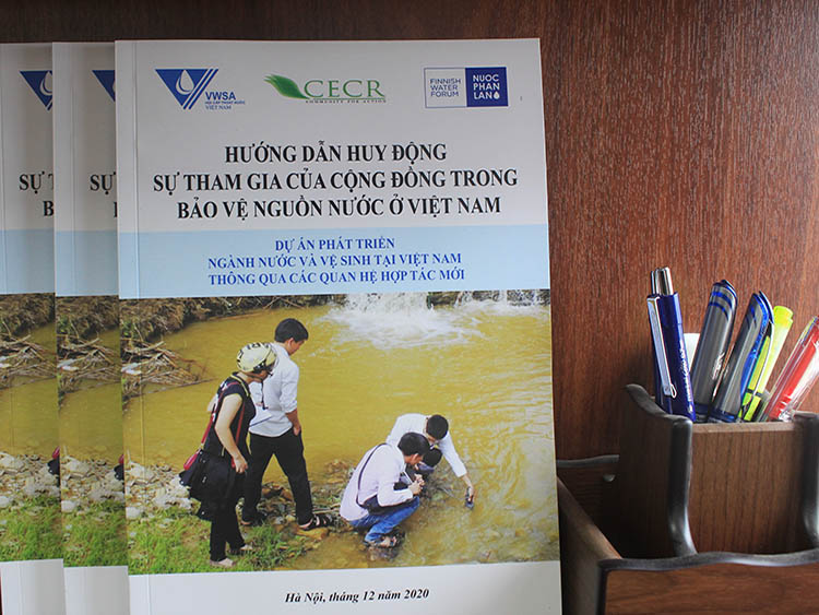 2246/Sổ tay “Hướng dẫn huy động sự tham gia của cộng đồng trong bảo vệ nguồn nước ở Việt Nam”