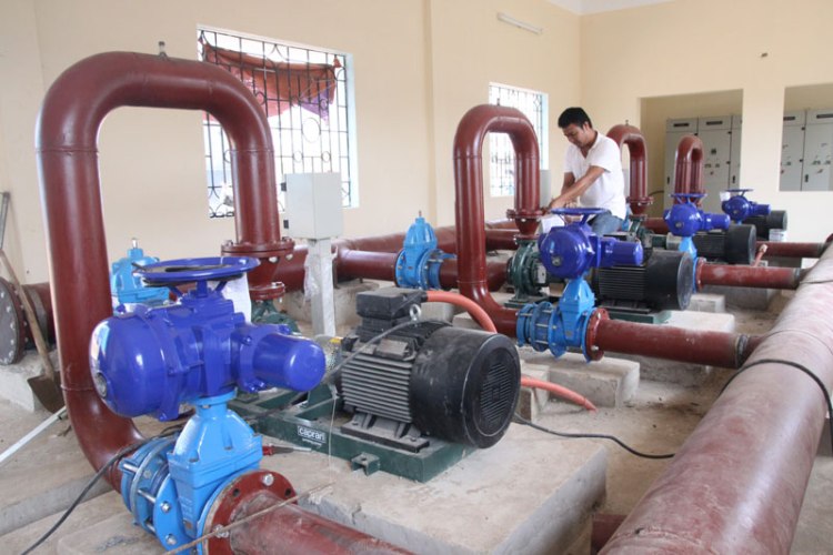 1207/Xóa vùng “trắng” nước sạch nông thôn