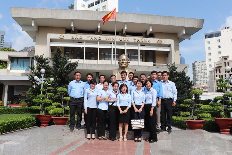 1302/Công ty CP Cấp nước Bến Thành tổ chức các hoạt động Kỷ niệm 89 năm Ngày thành lập Công đoàn Việt Nam