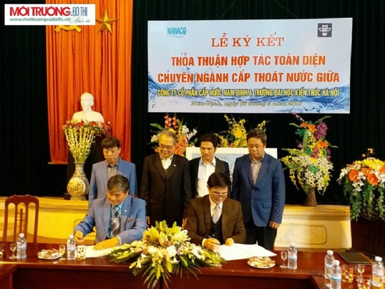 1104/ĐH Kiến trúc và CTCP cấp nước Nam Định hợp tác toàn diện ngành nước