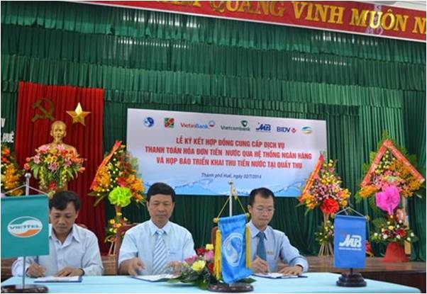 464/Huế: Thanh toán tiền nước qua ngân hàng