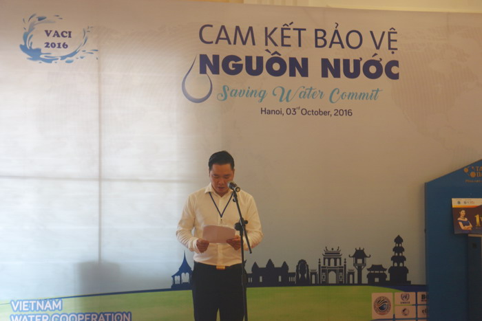 376/Phát động Chương trình ““Gom nước, vững bước Trường Sa”
