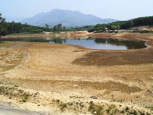 2094/555 hồ chứa thủy lợi ở Trung Bộ, Tây Nguyên đang cạn nước